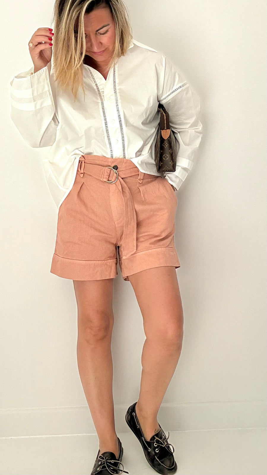 Short ceinture coupe large volt Les Coulisses d’Elo